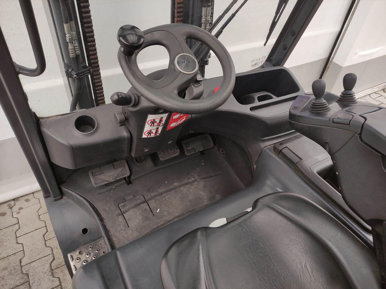 Linde E30-01-387 - Електрокар: снимка 5 Linde E30-01-387 - Електрокар: снимка 5