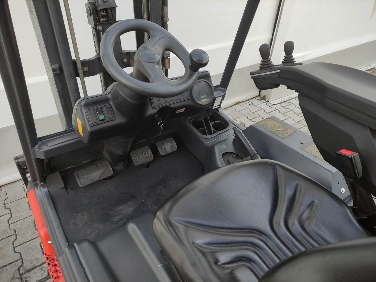 Linde E30-336-03 (LACK NEU) - Електрокар: снимка 5 Linde E30-336-03 (LACK NEU) - Електрокар: снимка 5