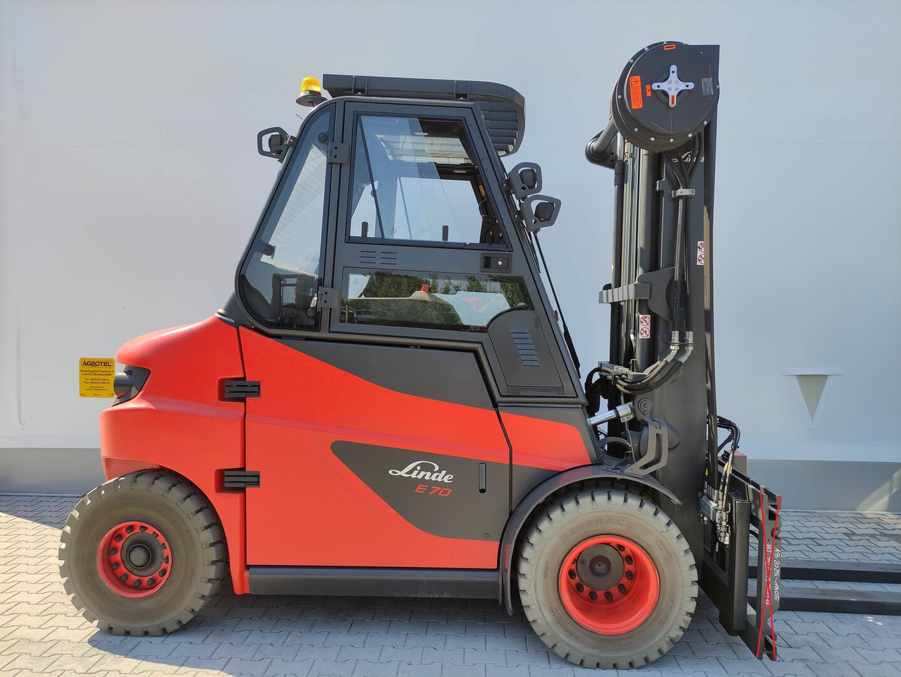 Linde E70-01-127 - Електрокар: снимка 2 Linde E70-01-127 - Електрокар: снимка 2