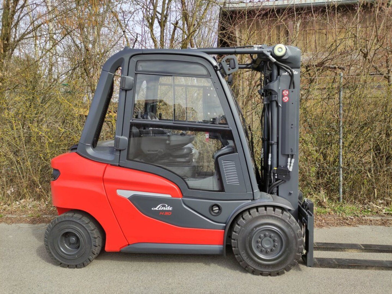 Linde H30D-01-1202 - Дизелов мотокар: снимка 3 Linde H30D-01-1202 - Дизелов мотокар: снимка 3