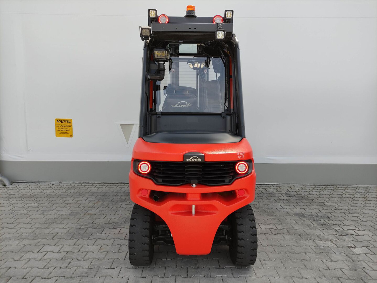 Linde H35D-01-120 (LACK NEU) - Дизелов мотокар: снимка 4 Linde H35D-01-120 (LACK NEU) - Дизелов мотокар: снимка 4