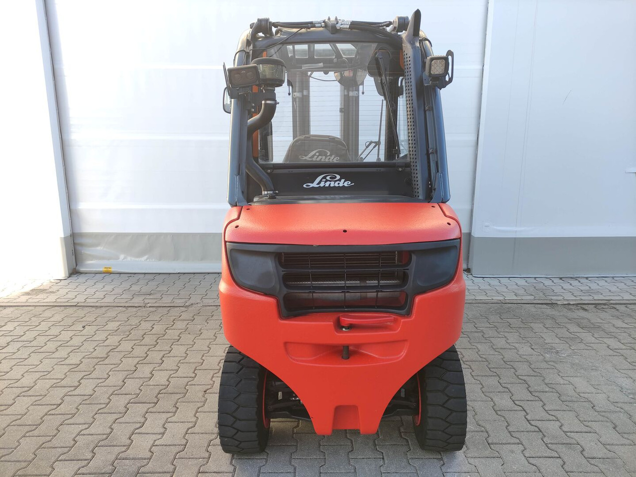 Linde H35D-393-02 EVO / LACK NEU - Дизелов мотокар: снимка 4 Linde H35D-393-02 EVO / LACK NEU - Дизелов мотокар: снимка 4
