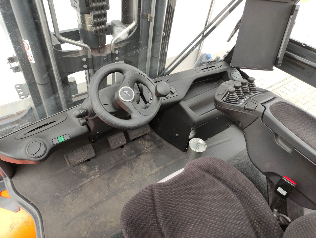 Linde H80D-03/900-396/EVO - Дизелов мотокар: снимка 5 Linde H80D-03/900-396/EVO - Дизелов мотокар: снимка 5