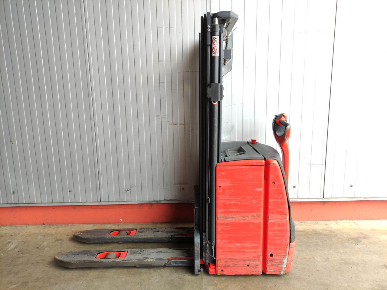 Linde L16-1173 - Стакер: снимка 1 Linde L16-1173 - Стакер: снимка 1