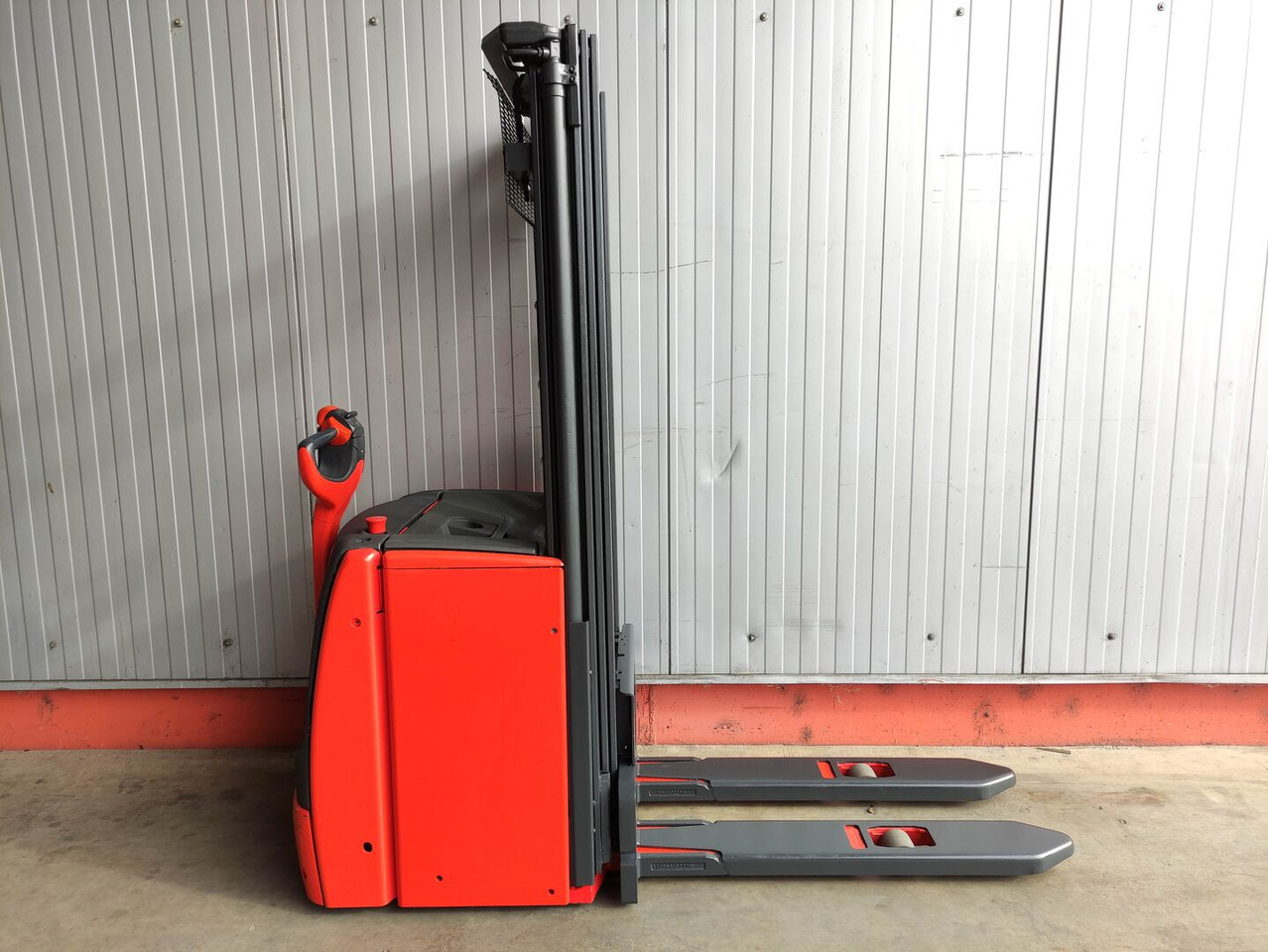 Linde L16-1173 (LACK NEU) - Стакер: снимка 2 Linde L16-1173 (LACK NEU) - Стакер: снимка 2