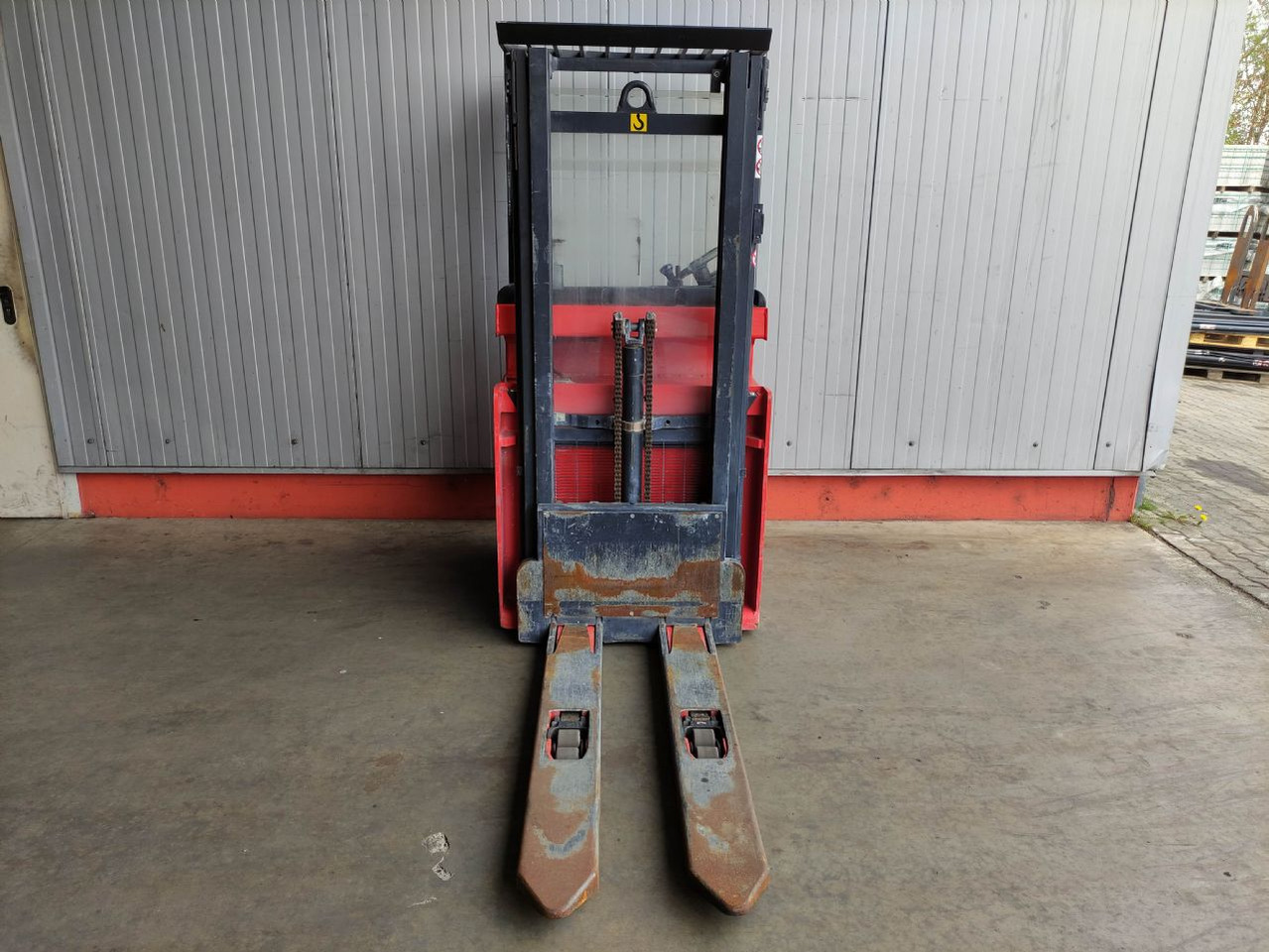 Linde L16 R - Стакер: снимка 3 Linde L16 R - Стакер: снимка 3