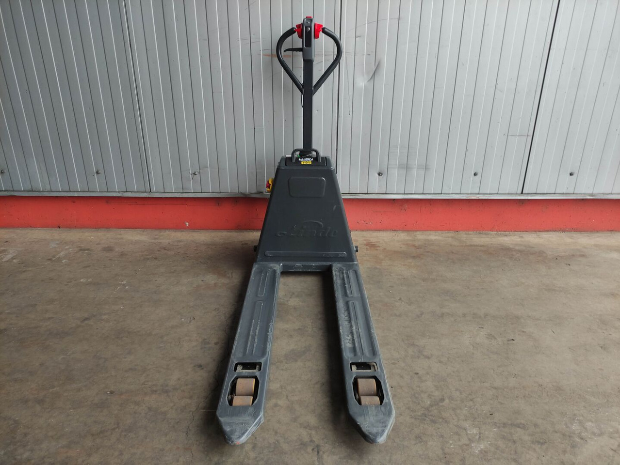 Linde MT15C - Палетна количка: снимка 3 Linde MT15C - Палетна количка: снимка 3