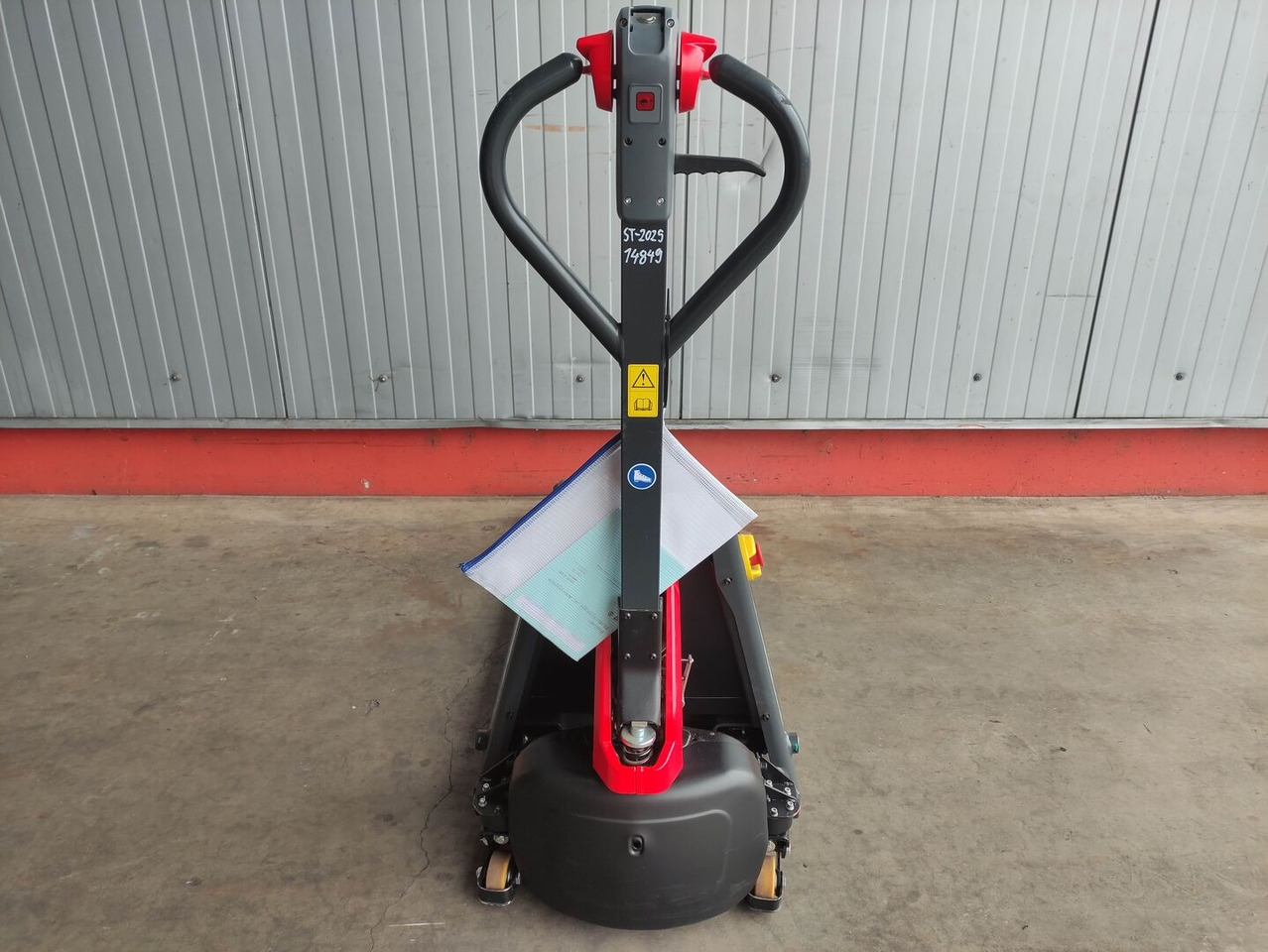 Linde MT15C - Палетна количка: снимка 4 Linde MT15C - Палетна количка: снимка 4
