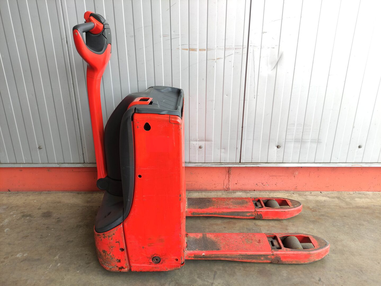 Linde T16-1152 - Палетна количка: снимка 2 Linde T16-1152 - Палетна количка: снимка 2