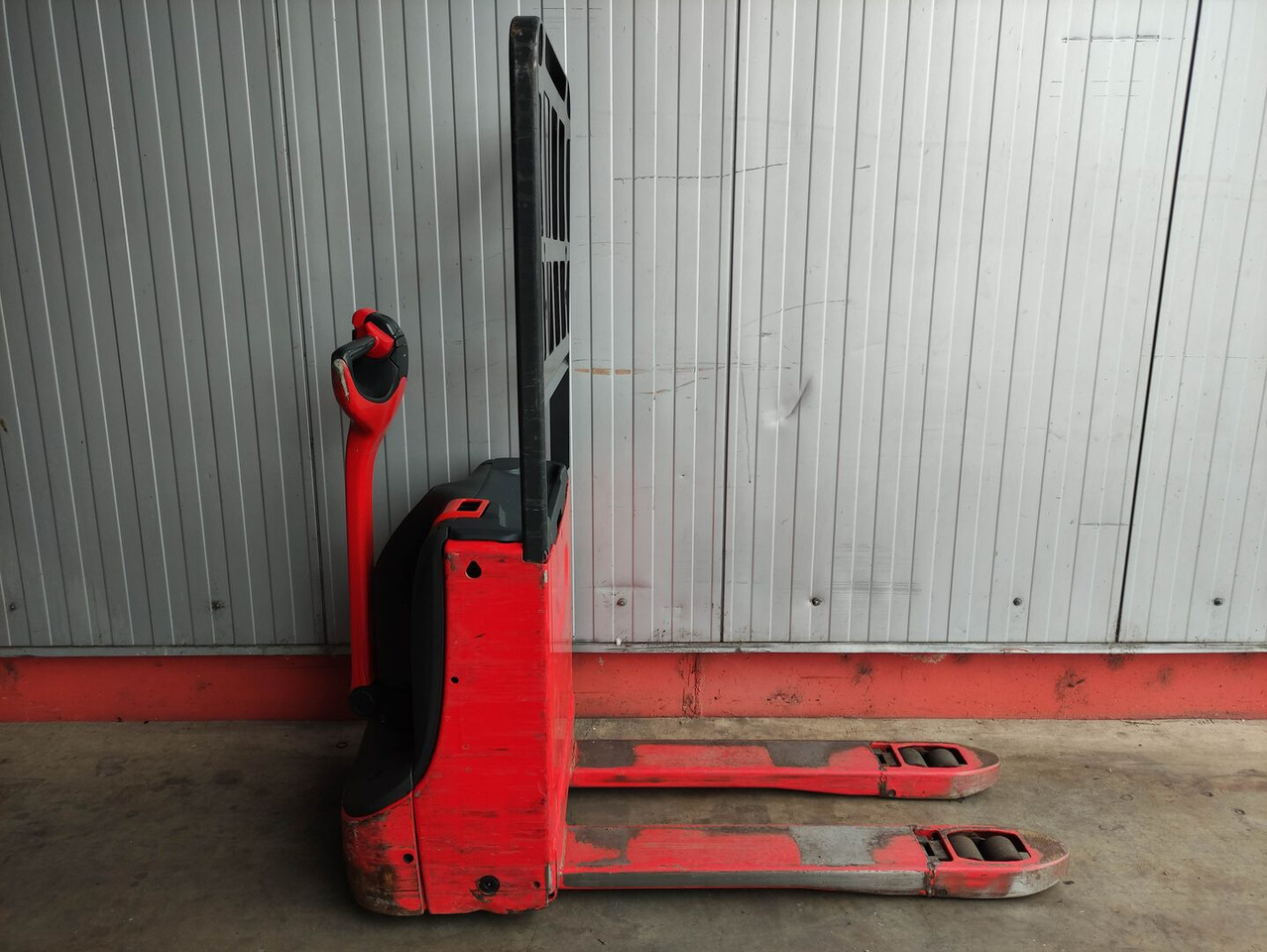 Linde T16-1152 - Палетна количка: снимка 2 Linde T16-1152 - Палетна количка: снимка 2