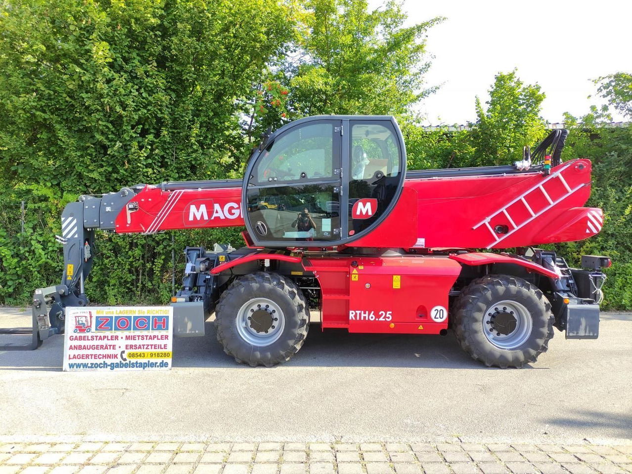 Magni RTH-6.25-360° Rotor - Телескопичен товарач: снимка 1 Magni RTH-6.25-360° Rotor - Телескопичен товарач: снимка 1