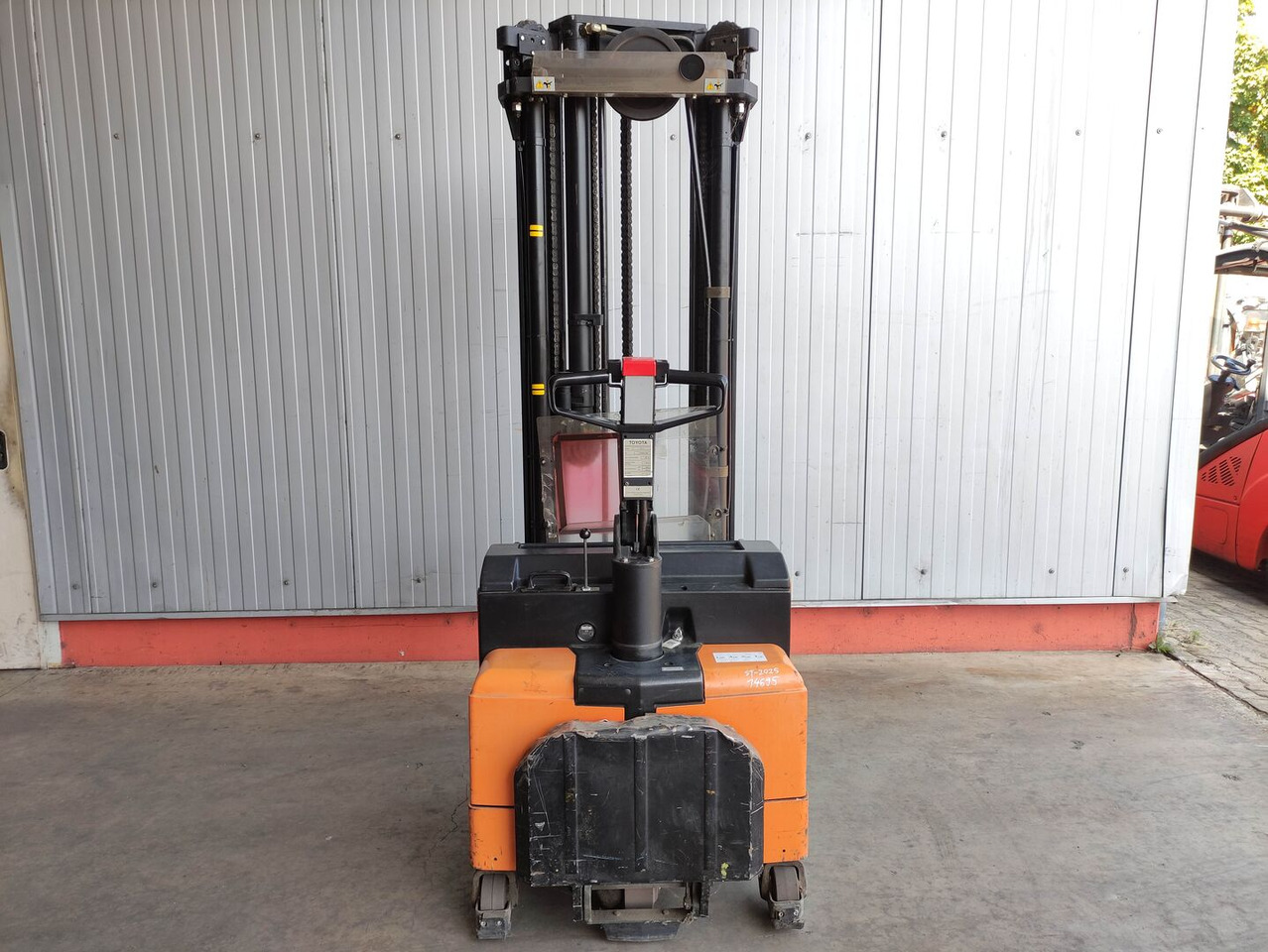 Toyota SLL 16 - Стакер: снимка 4 Toyota SLL 16 - Стакер: снимка 4