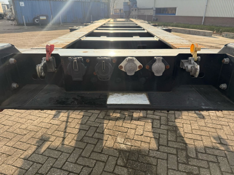 Kögel PORT 40 SIMPLEX 20 CONTAINER CHASSIS, NL TRAILER, 2020 - Контейнеровоз/ Сменна каросерия полуремарке: снимка 4 Kögel PORT 40 SIMPLEX 20 CONTAINER CHASSIS, NL TRAILER, 2020 - Контейнеровоз/ Сменна каросерия полуремарке: снимка 4