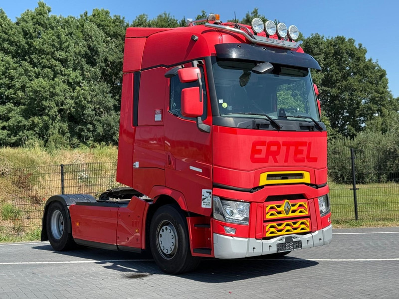 Renault T520 HIGH PARK COOL, FULL SPOILER, STEEL/AIR, 2 TANKS, 2 BEDS, FRIGO - Влекач: снимка 1 Renault T520 HIGH PARK COOL, FULL SPOILER, STEEL/AIR, 2 TANKS, 2 BEDS, FRIGO - Влекач: снимка 1