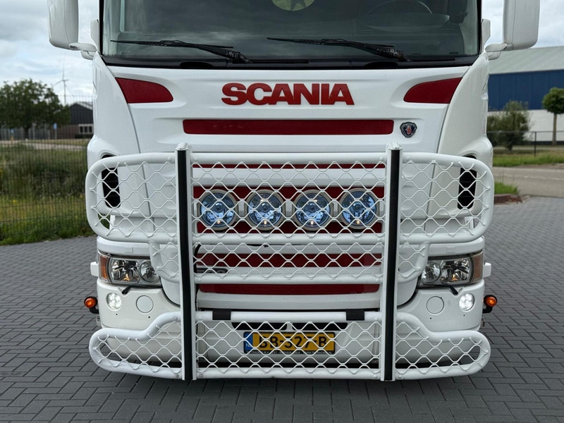 Scania R 560 SHOW TRUCK, RETARDER, LEATHER, I-PARK, TOP. - Влекач: снимка 4 Scania R 560 SHOW TRUCK, RETARDER, LEATHER, I-PARK, TOP. - Влекач: снимка 4