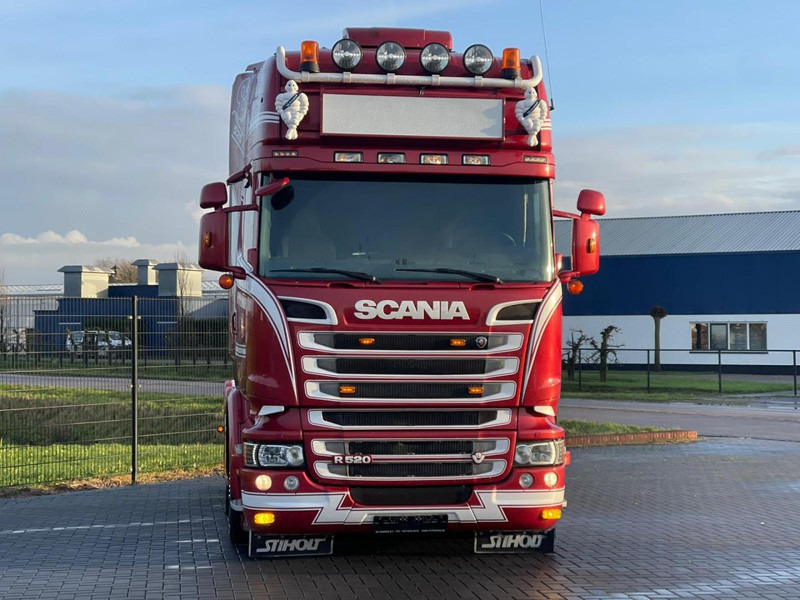 Scania R520 6X2/4, VOLLUCHT, SHOWTRUCK, LEER, RETARDER. - Влекач: снимка 2 Scania R520 6X2/4, VOLLUCHT, SHOWTRUCK, LEER, RETARDER. - Влекач: снимка 2