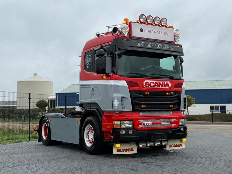 Scania R560 V8 SHOW, TOP, LEREN STOELEN, RETARDER, HANDGESCHAKELD. - Влекач: снимка 1 Scania R560 V8 SHOW, TOP, LEREN STOELEN, RETARDER, HANDGESCHAKELD. - Влекач: снимка 1