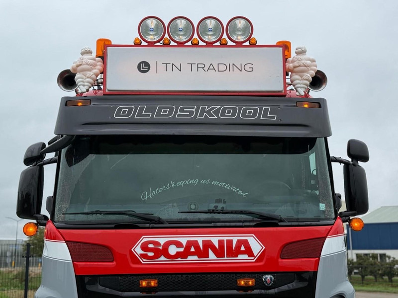 Scania R560 V8 SHOW, TOP, LEREN STOELEN, RETARDER, HANDGESCHAKELD. - Влекач: снимка 4 Scania R560 V8 SHOW, TOP, LEREN STOELEN, RETARDER, HANDGESCHAKELD. - Влекач: снимка 4