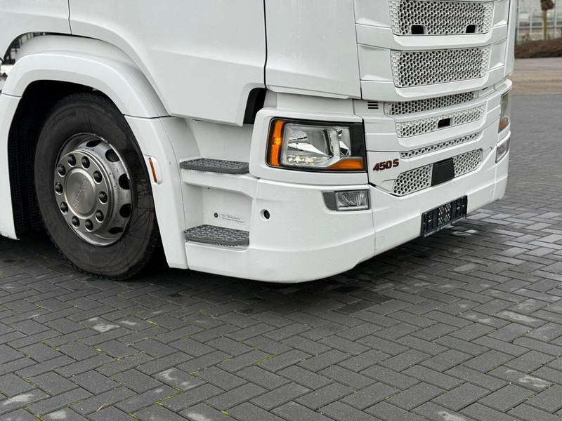 Scania S450 VOLLUCHT, SMART 2 TACHO, 2X TANK, RETARDER, VOL SPOILER, PARK COOL. - Влекач: снимка 3 Scania S450 VOLLUCHT, SMART 2 TACHO, 2X TANK, RETARDER, VOL SPOILER, PARK COOL. - Влекач: снимка 3