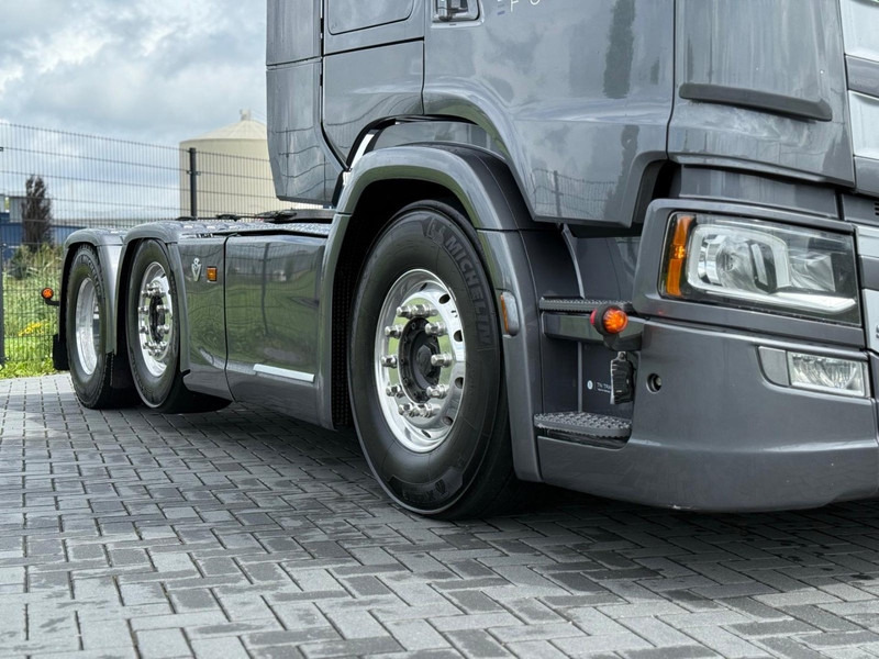 Scania S520 V8 NGS NIEUW STAAT, ALCOA, RETARDER, LEREN STOELEN, TACHO 2. - Влекач: снимка 5 Scania S520 V8 NGS NIEUW STAAT, ALCOA, RETARDER, LEREN STOELEN, TACHO 2. - Влекач: снимка 5