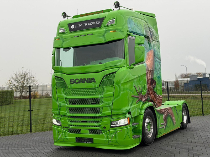Scania S520 V8 NGS SHOWTRUCK, VOLLUCHT, SMART2 TACHO, PARK COOL, RETARDER, TOPSTAAT. - Влекач: снимка 5 Scania S520 V8 NGS SHOWTRUCK, VOLLUCHT, SMART2 TACHO, PARK COOL, RETARDER, TOPSTAAT. - Влекач: снимка 5