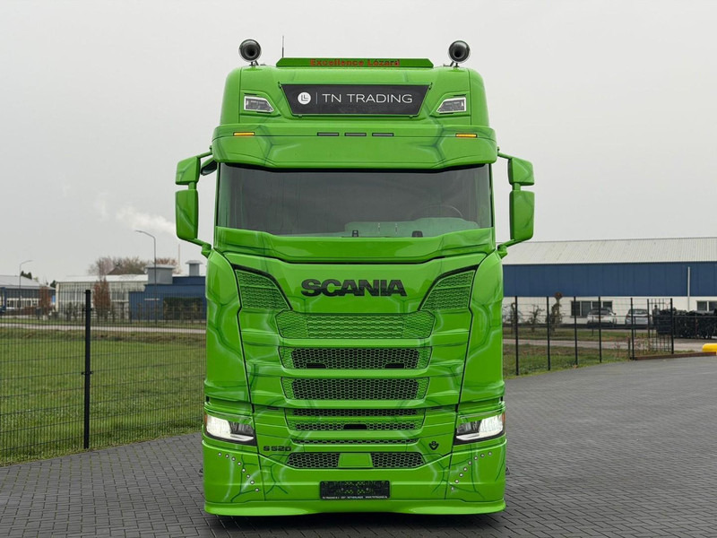 Scania S520 V8 NGS SHOWTRUCK, VOLLUCHT, SMART2 TACHO, PARK COOL, RETARDER, TOPSTAAT. - Влекач: снимка 2 Scania S520 V8 NGS SHOWTRUCK, VOLLUCHT, SMART2 TACHO, PARK COOL, RETARDER, TOPSTAAT. - Влекач: снимка 2