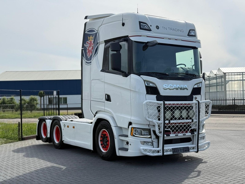 Scania S580 VOLLUCHT, PTO, LEER, RETARDER, TV, 3.15WB, BULLBAR. - Влекач: снимка 1 Scania S580 VOLLUCHT, PTO, LEER, RETARDER, TV, 3.15WB, BULLBAR. - Влекач: снимка 1