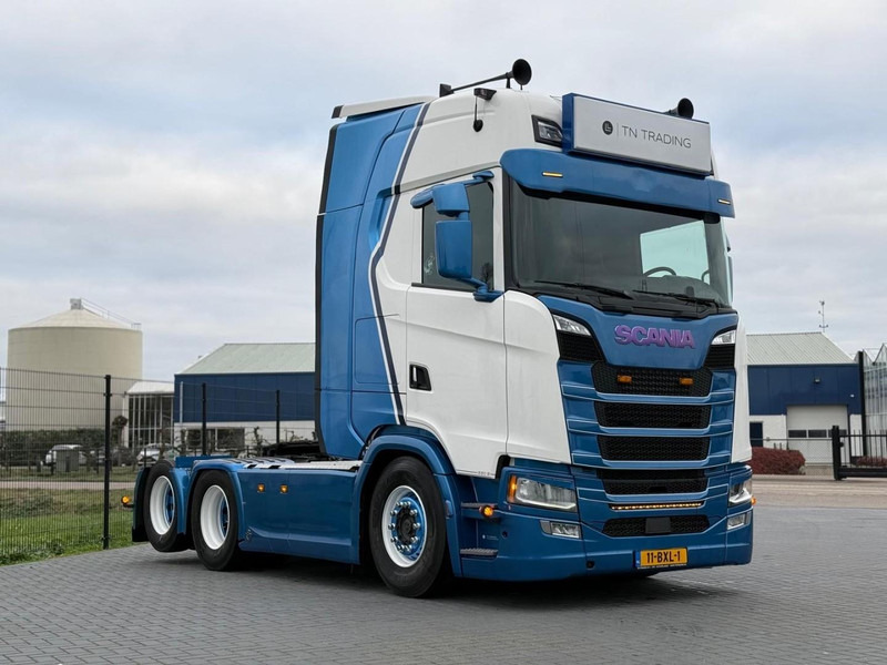 Scania S660 BOOGIE, VOLLUCHT, RETARDER, LEREN STOELEN, VOL. - Влекач: снимка 1 Scania S660 BOOGIE, VOLLUCHT, RETARDER, LEREN STOELEN, VOL. - Влекач: снимка 1