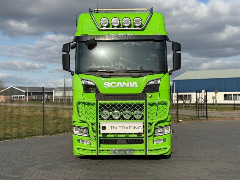 Scania S730 6X4, ADR, VOLLUCHT, RETARDER, LEDER. - Влекач: снимка 3 Scania S730 6X4, ADR, VOLLUCHT, RETARDER, LEDER. - Влекач: снимка 3