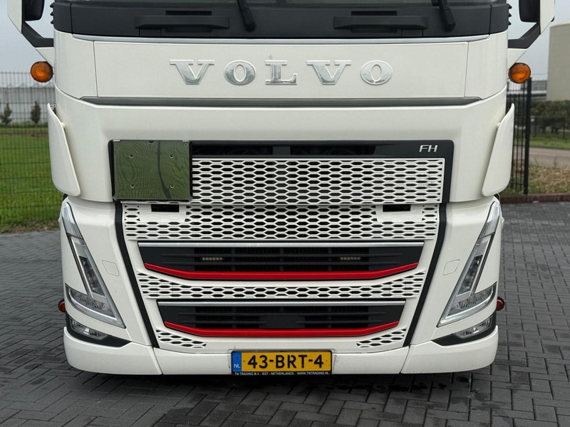 Volvo FH 13.460XL Turbocompound, leer, vollucht, 2 tanks, dubbel glas, vol spoiler. - Влекач: снимка 5 Volvo FH 13.460XL Turbocompound, leer, vollucht, 2 tanks, dubbel glas, vol spoiler. - Влекач: снимка 5