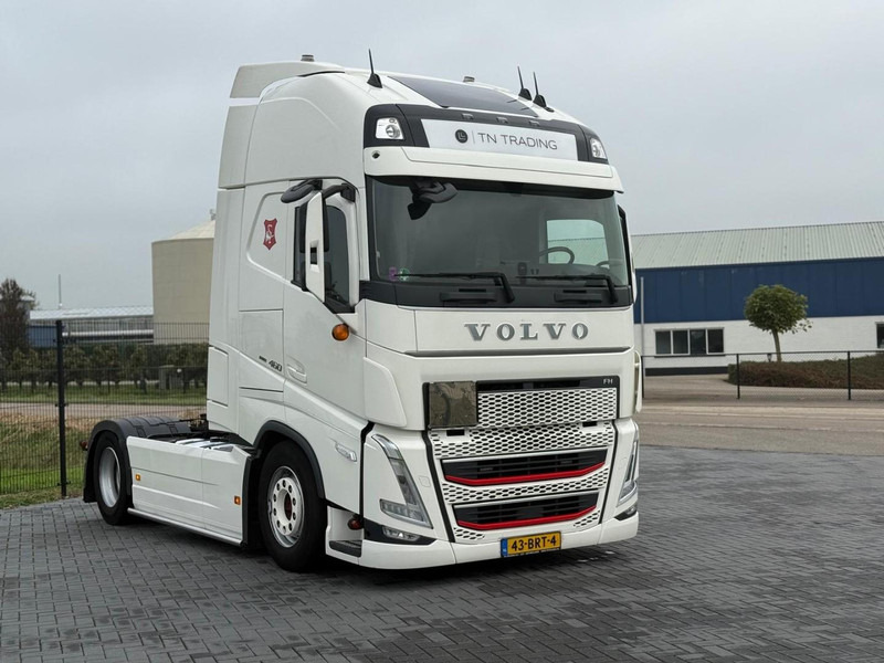 Volvo FH 13.460XL Turbocompound, leer, vollucht, 2 tanks, dubbel glas, vol spoiler. - Влекач: снимка 1 Volvo FH 13.460XL Turbocompound, leer, vollucht, 2 tanks, dubbel glas, vol spoiler. - Влекач: снимка 1