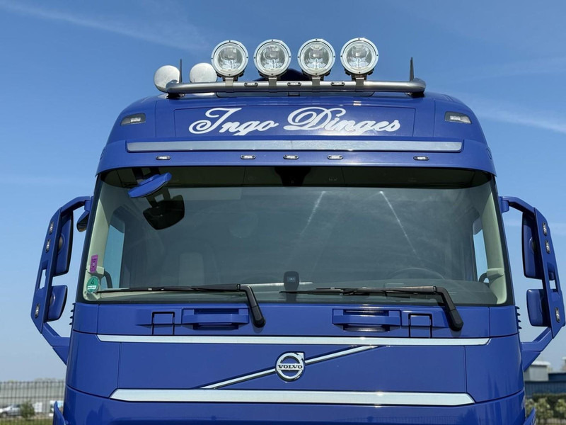 Volvo FH 13.540XL ALCOA, XENON, DUAL CLUTCH, DOUBLE PTO, 3 UNITS!!! - Влекач: снимка 4 Volvo FH 13.540XL ALCOA, XENON, DUAL CLUTCH, DOUBLE PTO, 3 UNITS!!! - Влекач: снимка 4