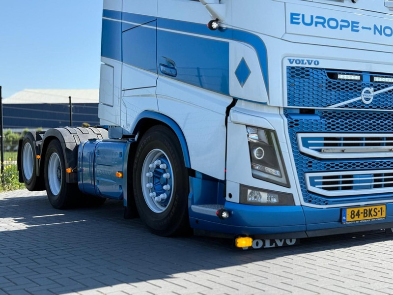 Volvo FH 16.750 FULL AIR, LEATHER, SHOW, TOP CONDITION, XL CABINE. - Влекач: снимка 4 Volvo FH 16.750 FULL AIR, LEATHER, SHOW, TOP CONDITION, XL CABINE. - Влекач: снимка 4