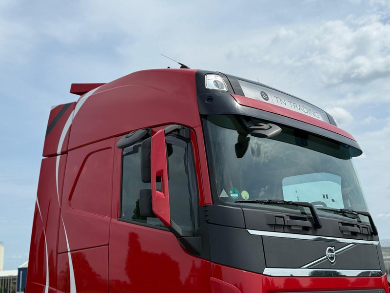 Volvo FH13.420 ADR, SMART TACHO 2, NL TRUCK, ALCOA, STEEL/AIR, PERFECT CONDITION, 2X TANK. - Влекач: снимка 2 Volvo FH13.420 ADR, SMART TACHO 2, NL TRUCK, ALCOA, STEEL/AIR, PERFECT CONDITION, 2X TANK. - Влекач: снимка 2