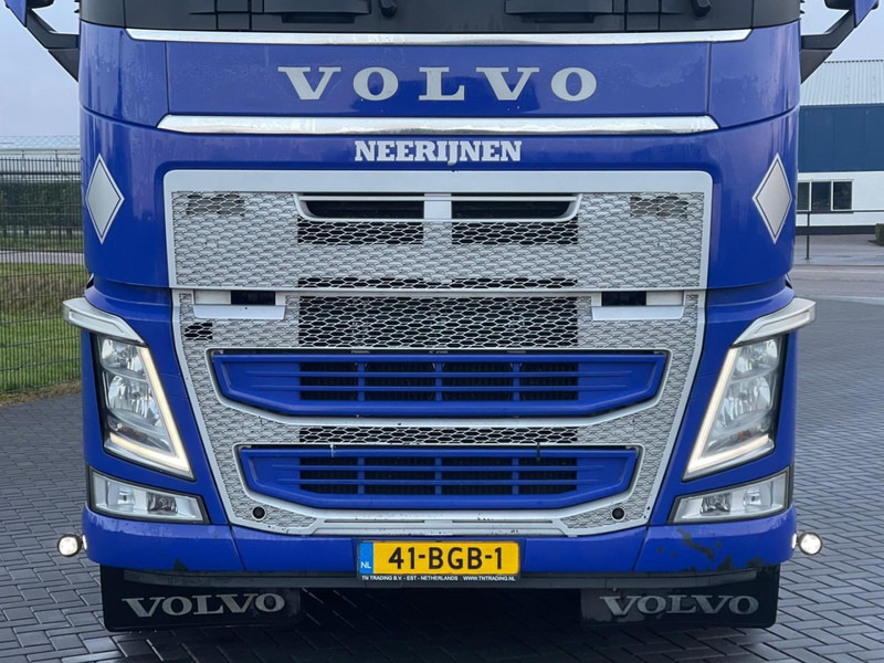 Volvo FH 460 NL TRUCK, ALCOA WHEELS, 2X TANK, CONTAINER! - Контейнеровоз/ Сменна каросерия камион: снимка 5 Volvo FH 460 NL TRUCK, ALCOA WHEELS, 2X TANK, CONTAINER! - Контейнеровоз/ Сменна каросерия камион: снимка 5