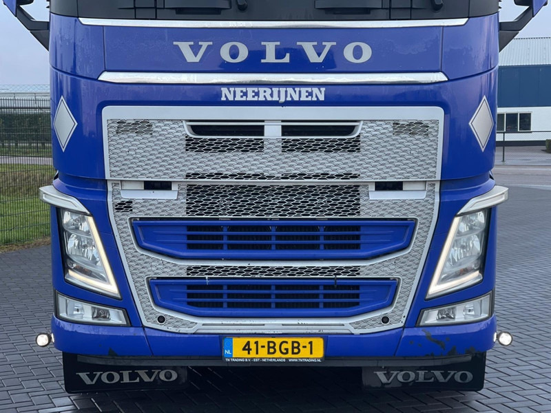 Volvo FH 460 NL TRUCK, ALCOA WHEELS, 2X TANK, CONTAINER! - Контейнеровоз/ Сменна каросерия камион: снимка 5 Volvo FH 460 NL TRUCK, ALCOA WHEELS, 2X TANK, CONTAINER! - Контейнеровоз/ Сменна каросерия камион: снимка 5