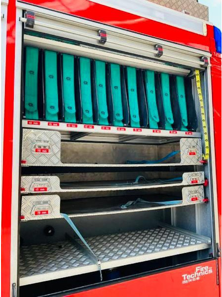 Пожарна кола Volvo FM9: снимка 14