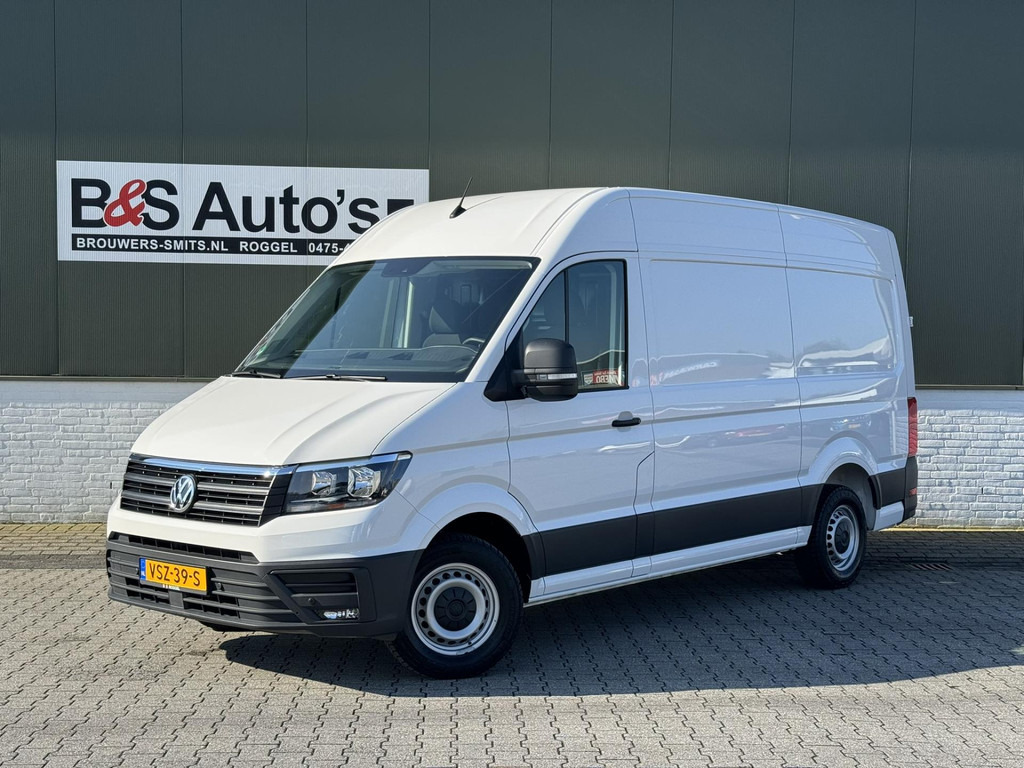 Volkswagen Crafter-30 2.0 TDI L3H3 Highline 4S banden Trekhaak Carplay Pdc v+a Cruise DAB - Товарен бус: снимка 1 Volkswagen Crafter-30 2.0 TDI L3H3 Highline 4S banden Trekhaak Carplay Pdc v+a Cruise DAB - Товарен бус: снимка 1