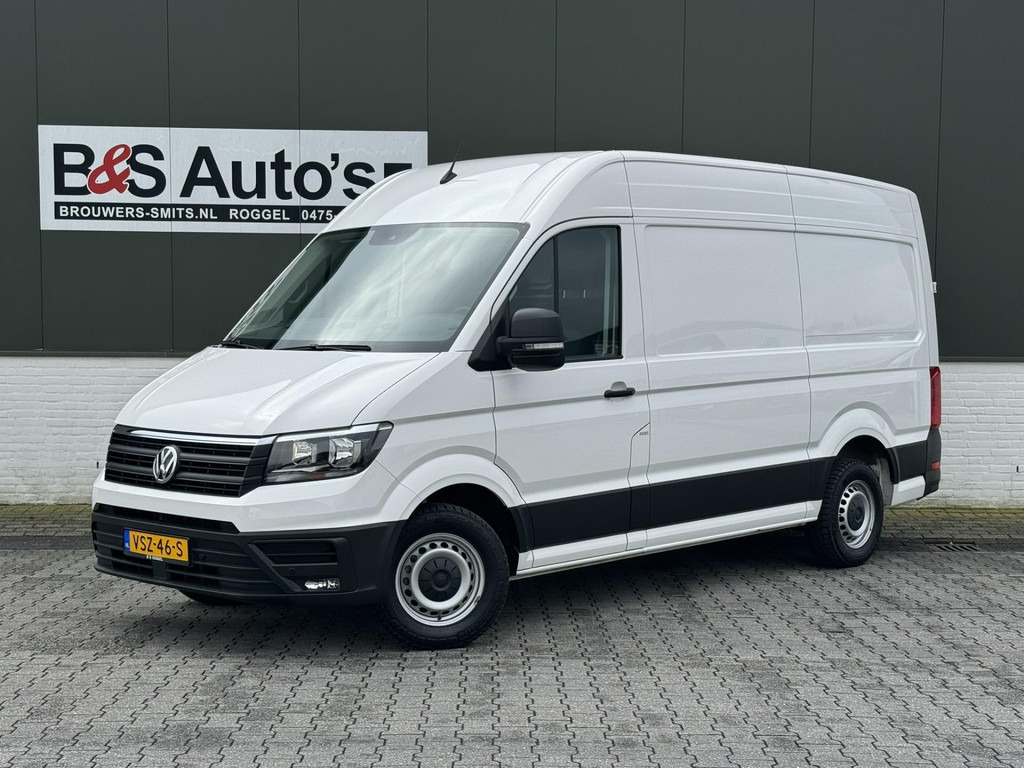 Volkswagen Crafter-30 2.0 TDI L3H3 Highline Topstaat! Trekhaak Carplay Cruise 4 Seizoenen banden Verwarmde voorruit Lat om Lat - Товарен бус: снимка 1 Volkswagen Crafter-30 2.0 TDI L3H3 Highline Topstaat! Trekhaak Carplay Cruise 4 Seizoenen banden Verwarmde voorruit Lat om Lat - Товарен бус: снимка 1