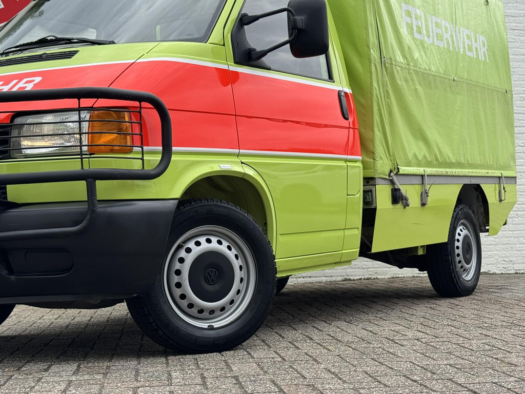 Volkswagen Transporter-2.5 5-cilinder benzine 4x4 syncro ex Zwitserse brandweer Trekhaak Verstralers Laadruimte ventilatie - Брезентов бус: снимка 5 Volkswagen Transporter-2.5 5-cilinder benzine 4x4 syncro ex Zwitserse brandweer Trekhaak Verstralers Laadruimte ventilatie - Брезентов бус: снимка 5