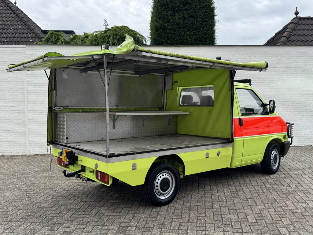 Volkswagen Transporter-2.5 5-cilinder benzine 4x4 syncro ex Zwitserse brandweer Trekhaak Verstralers Laadruimte ventilatie - Брезентов бус: снимка 2 Volkswagen Transporter-2.5 5-cilinder benzine 4x4 syncro ex Zwitserse brandweer Trekhaak Verstralers Laadruimte ventilatie - Брезентов бус: снимка 2