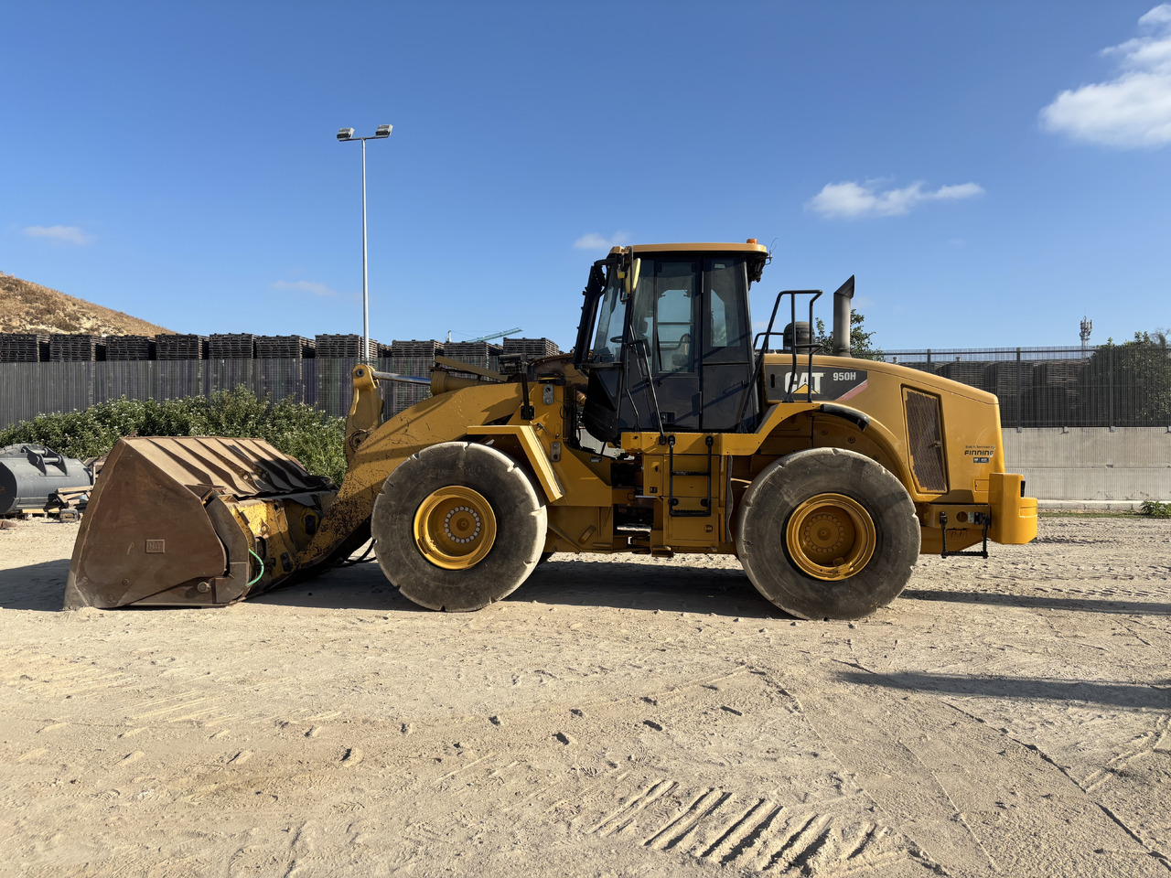 Caterpillar 950H - Товарач: снимка 2 Caterpillar 950H - Товарач: снимка 2