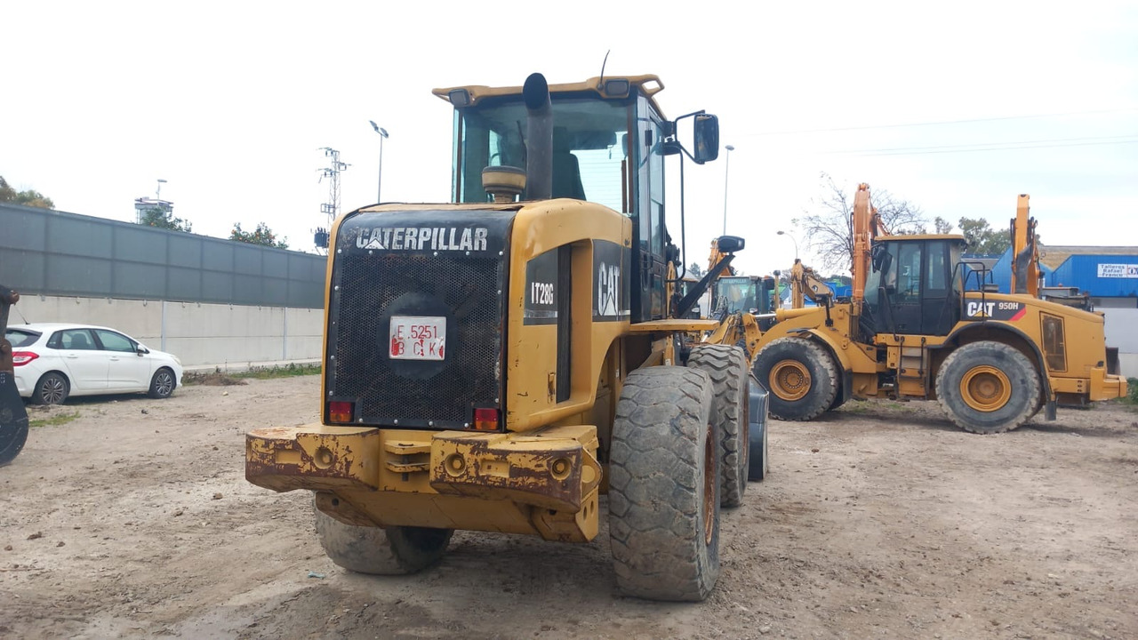 Caterpillar IT28G2 - Колесен товарач: снимка 2 Caterpillar IT28G2 - Колесен товарач: снимка 2