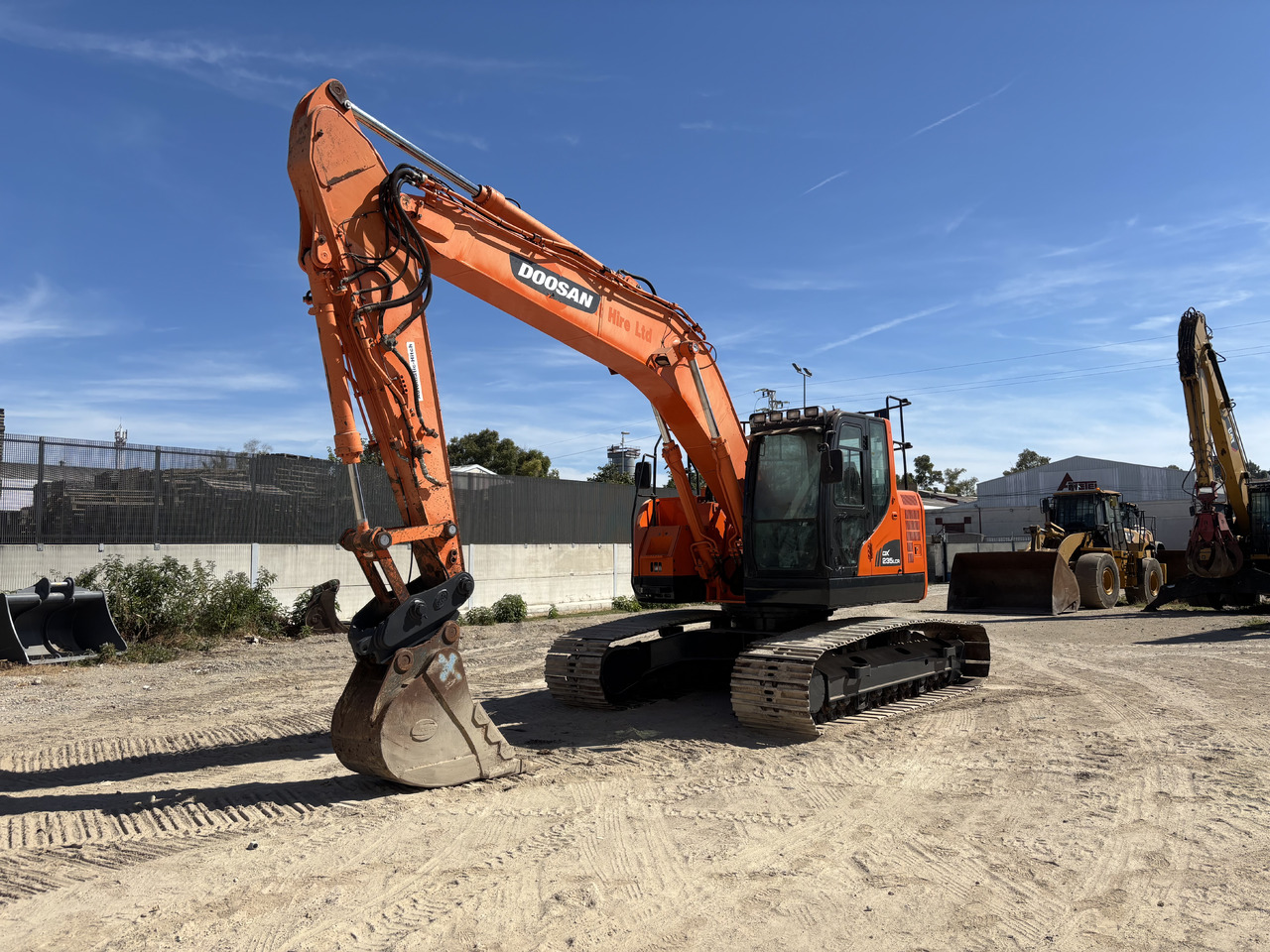 DOOSAN DX235LCR - Верижен багер: снимка 1 DOOSAN DX235LCR - Верижен багер: снимка 1