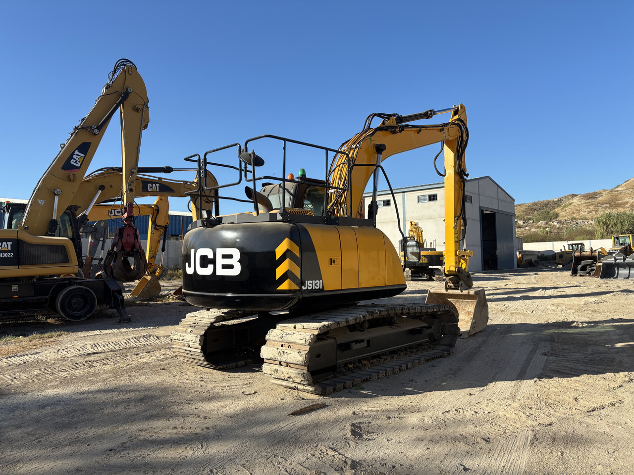 JCB JS131LC - Верижен багер: снимка 5 JCB JS131LC - Верижен багер: снимка 5