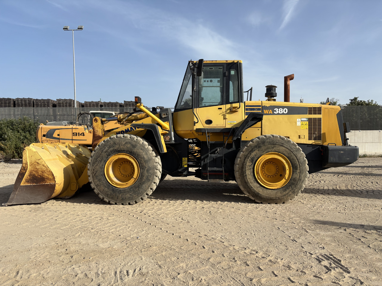 KOMATSU WA380-6 - Товарач: снимка 2 KOMATSU WA380-6 - Товарач: снимка 2
