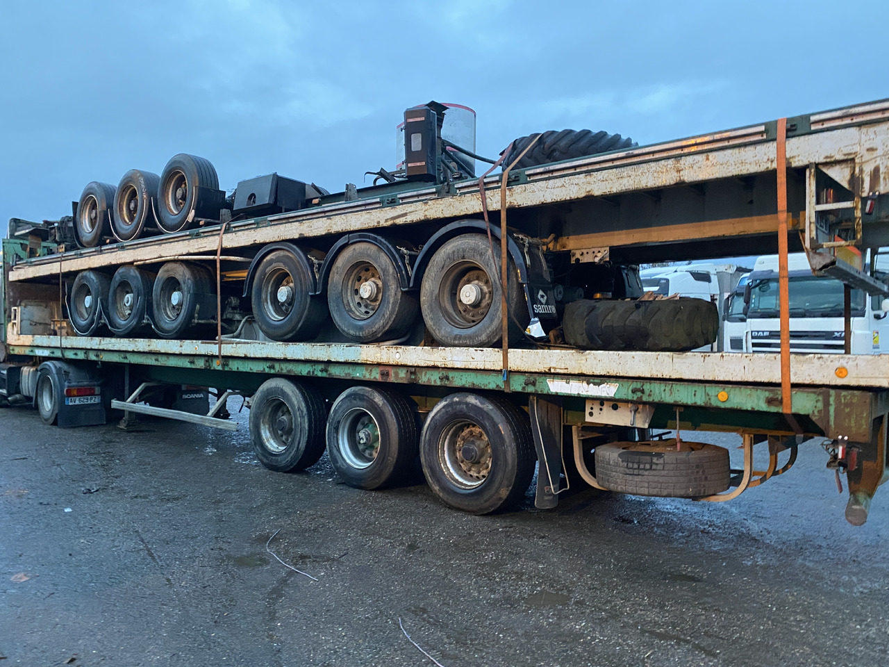 FRUEHAUF Plateau - Бордово полуремарке/ Платформа: снимка 2 FRUEHAUF Plateau - Бордово полуремарке/ Платформа: снимка 2