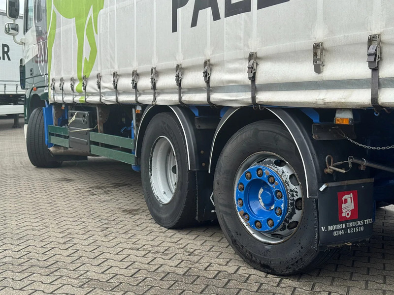 DAF XF 105 460 6x2*4 FAN Schuifzeilen Combi Doorlaadsysteem - Камион с брезент: снимка 2 DAF XF 105 460 6x2*4 FAN Schuifzeilen Combi Doorlaadsysteem - Камион с брезент: снимка 2