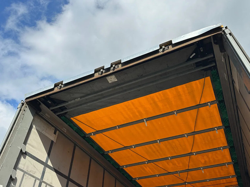 Брезентово полуремарке Krone SD Schuifzeil -Dak / SAF-Disc / Huckepack: снимка 17 Брезентово полуремарке Krone SD Schuifzeil -Dak / SAF-Disc / Huckepack: снимка 17