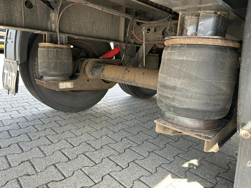 Брезентово полуремарке Krone SD Schuifzeil -Dak / SAF-Disc / Huckepack: снимка 19 Брезентово полуремарке Krone SD Schuifzeil -Dak / SAF-Disc / Huckepack: снимка 19